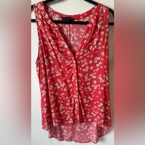 NWOT Women’s sleeveless shirt